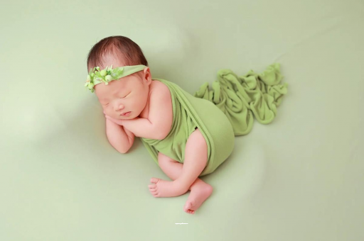 霸州宝宝趴着睡是积食吗 霸州宝宝趴着睡是积食吗